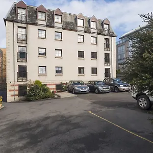 Fountain Court - Grove Apartahotel